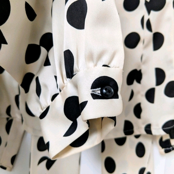 Elegant Black & White Blouse with bow - Picture 9 of 16